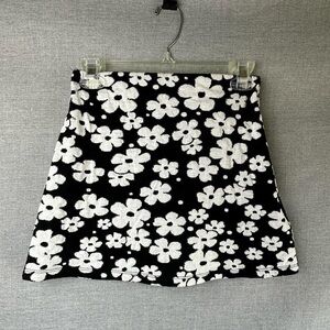 Fun and flirty flower power mini skirt